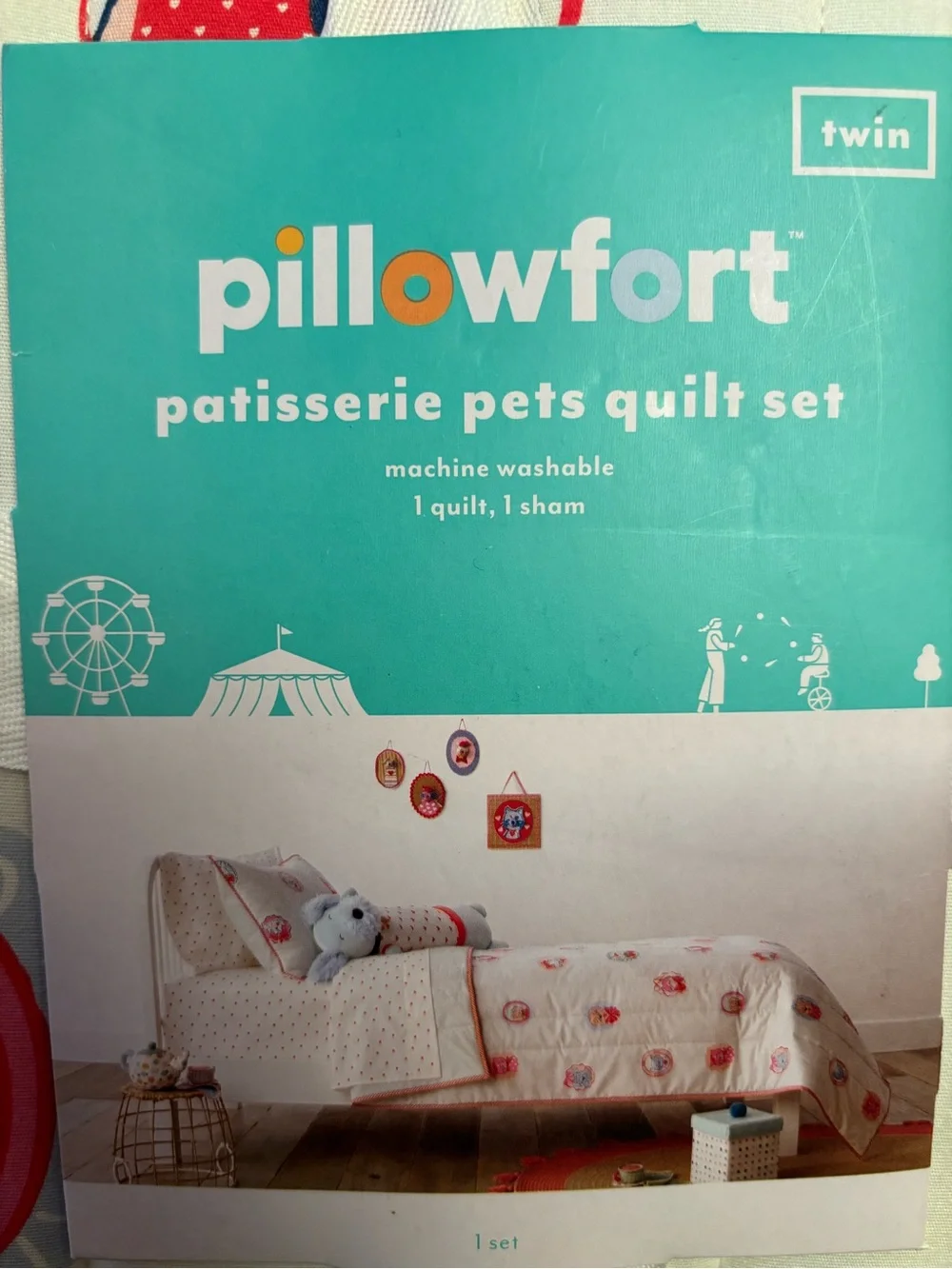 Pillowfort Patisserie Pets Quilt Set in Teal and Red Accents